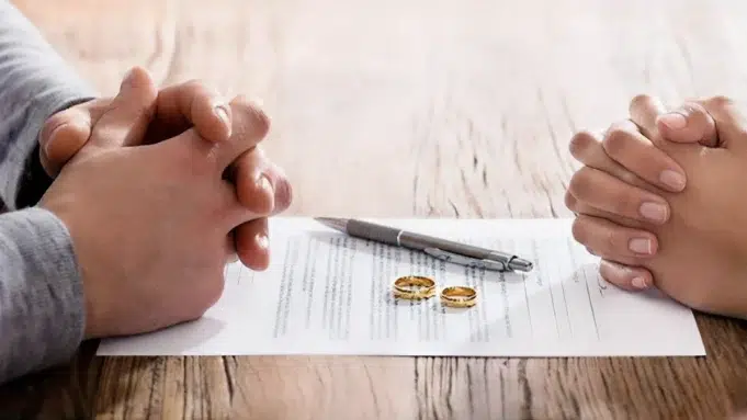 Abogados divorcio en España. Diferencia entre separación y divorcio Abogados divorcio en España. Diferencia entre separación y divorcio
