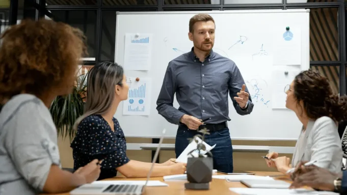 Qué es un software ERP Qué es un software ERP y cómo podría ayudarte en tu empresa