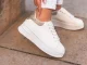 Zapatillas deportivas o botas ¿cuándo llevar cual? Zapatillas deportivas o botas ¿qué es mejor para una mujer?