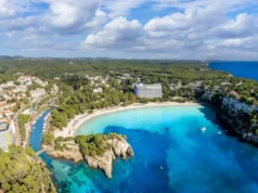 Cala Galdana, el lugar ideal para un alquiler de barco en Menorca Alquiler de barco en Menorca