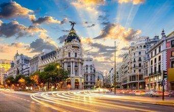 Apartahotel en Madrid ¿merece la pena? Gran Vía de Madrid. Apartahotel en Madrid