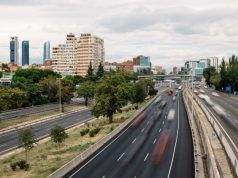 Cómo las aplicaciones de estacionamiento facilitan el aparcamiento en ciudades con alta demanda como Madrid aplicaciones de estacionamiento