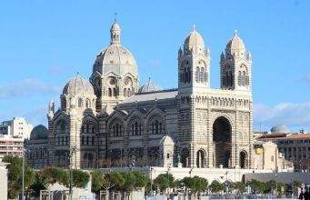 Catedrales e iglesias bonitas de Europa para visitar en verano 5 catedrales e iglesias bonitas de Europa para visitar en el verano de 2021