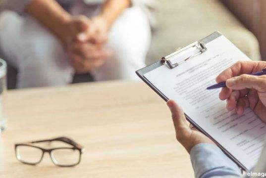 Cómo hacer un curriculum vitae (CV) para encontrar empleo