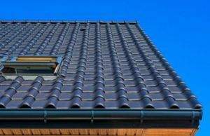 3 pasos para limpiar el tejado de tu casa y que quede como nuevo Cómo limpiar el tejado