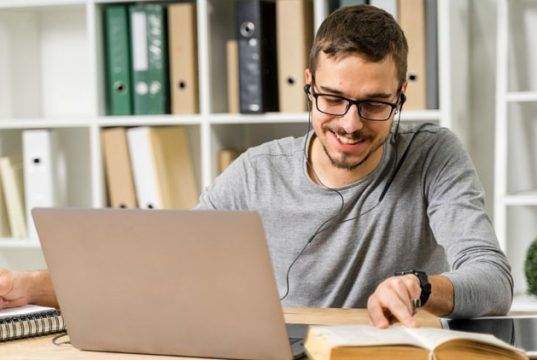 Estudiar clases de inglés online