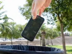 Hay que vivir la vida como uno quiera, no como quieran los demás Hay que vivir l,a vida como uno quiera, no como quieran los demás