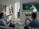 Creación de un agregador de datos de un solo deporte como actividad secundaria Hombres viendo tenis femenino en la televisión