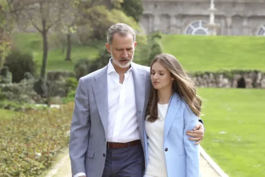 Felipe VI y la princesa Leonor. (Fotografía tomada años después de la muerte del autor del artículo)