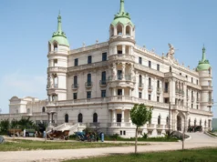 Primeros casinos en abrir en España: Los casinos más antiguos Primeros casinos en España: La Toja