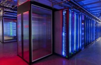 ¿Qué es un alojamiento dedicado o bare metal?
