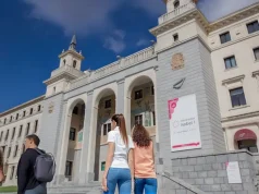 La Universidad Isabel I y la educación a distancia en España Universidad Isabel I